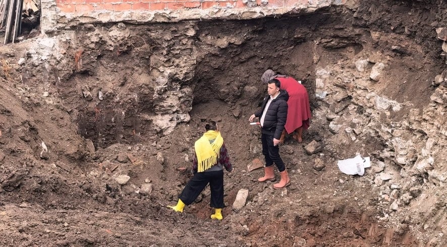 Site inşaatı kazısında bulundu: En az yüz yıl öncesine ait çıktılar