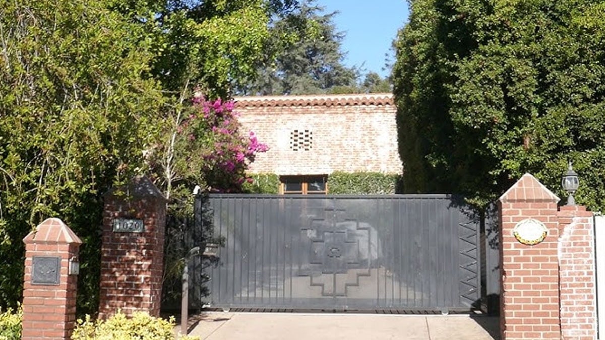 Milyonlar kazanan oyuncu kirasını ödeyemedi: Üç gün içinde evden tahliyesi istendi