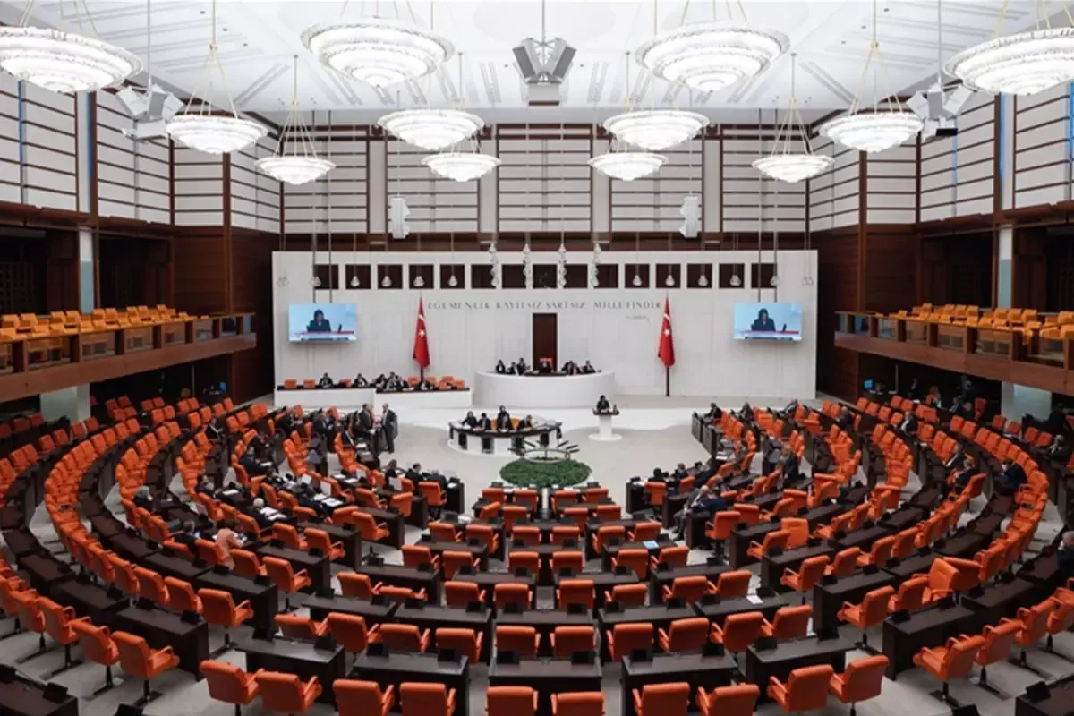 Yasa geçti 50 bin mahkuma tahliye yolu açıldı