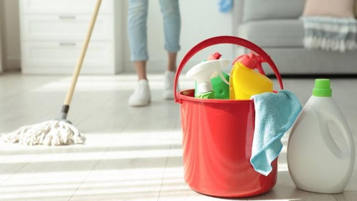 Evi temizlerken yapılan büyük hata: Farkında olmadan daha hızlı kirleniyor