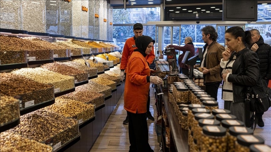 Yılbaşı sofrasının vazgeçilmezi cep yakıyor: Fiyatlar bin 180 liraya dayandı