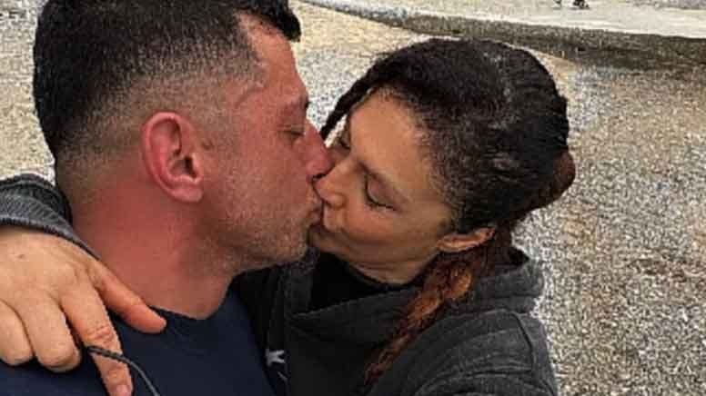 Yıllar sonra yeniden aşık oldu... Sevgilisiyle dudak dudağa pozunu paylaştı