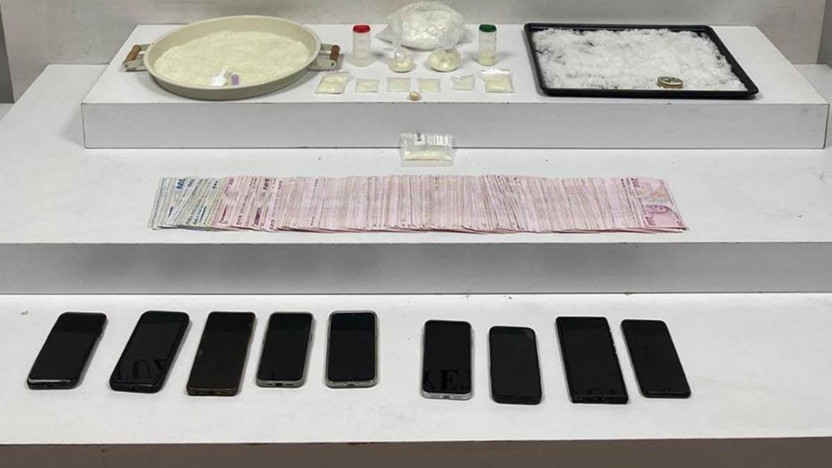 Tuzla’da uyuşturucu operasyonu: 2 tutuklama, kilolarca uyuşturucu ele geçirildi