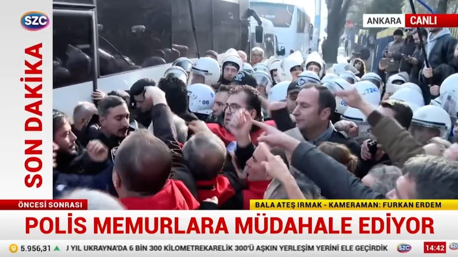 Memurlar iş bıraktı polis ablukaya aldı