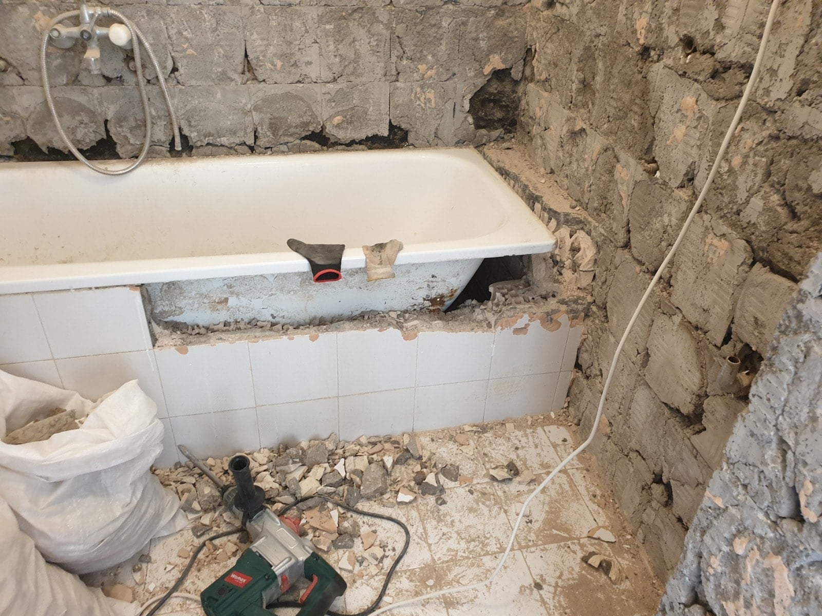 Duvarların arkasında 400 yıl boyunca saklı kaldı 