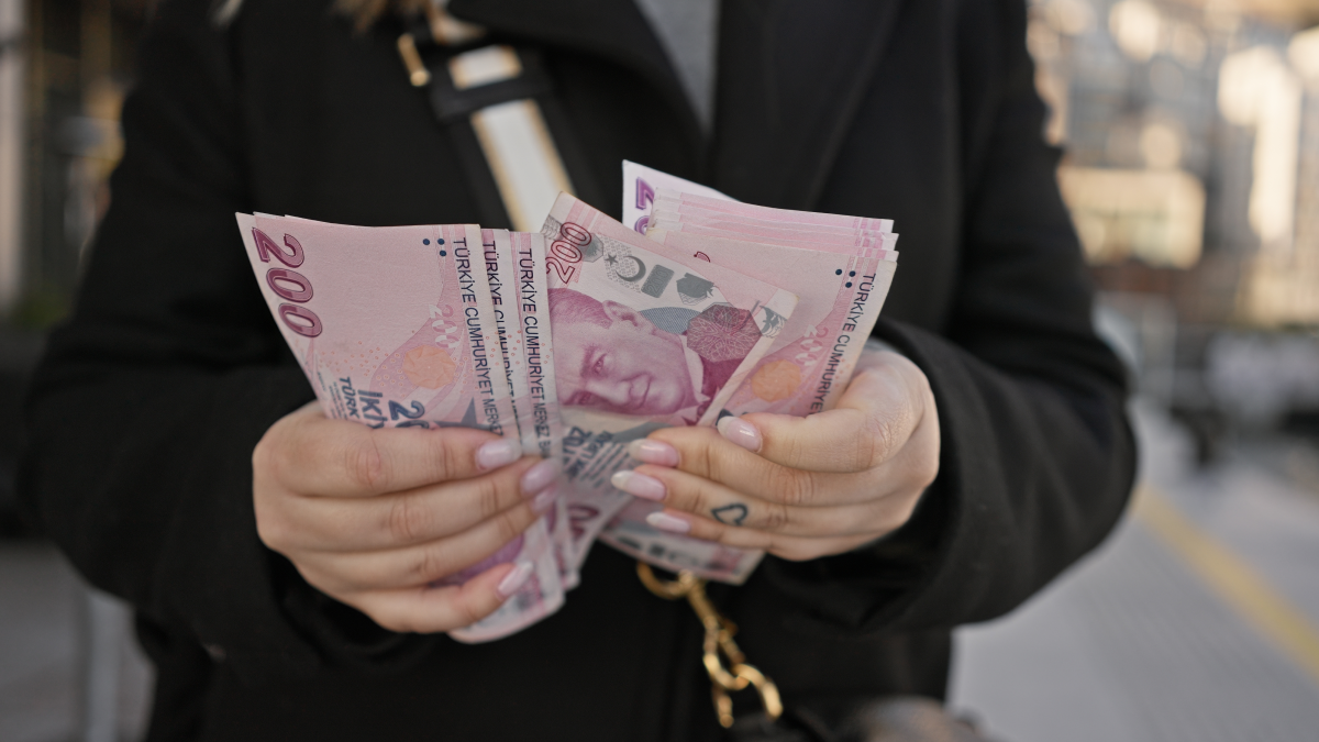 Tartışmalı memur zammı hesaba yatmadan iptal edildi