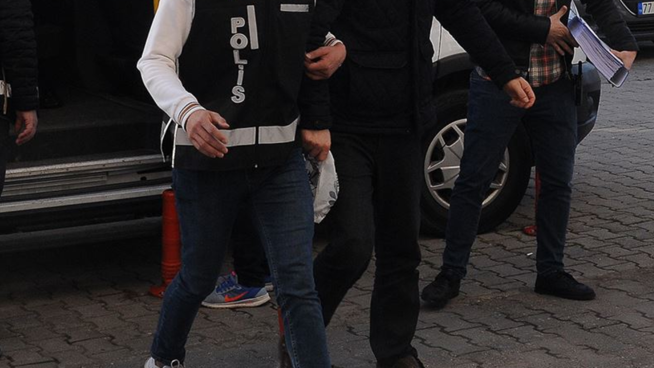 İzmir'de Hz. Muhammed'e hakaret eden şüpheli tutuklandı