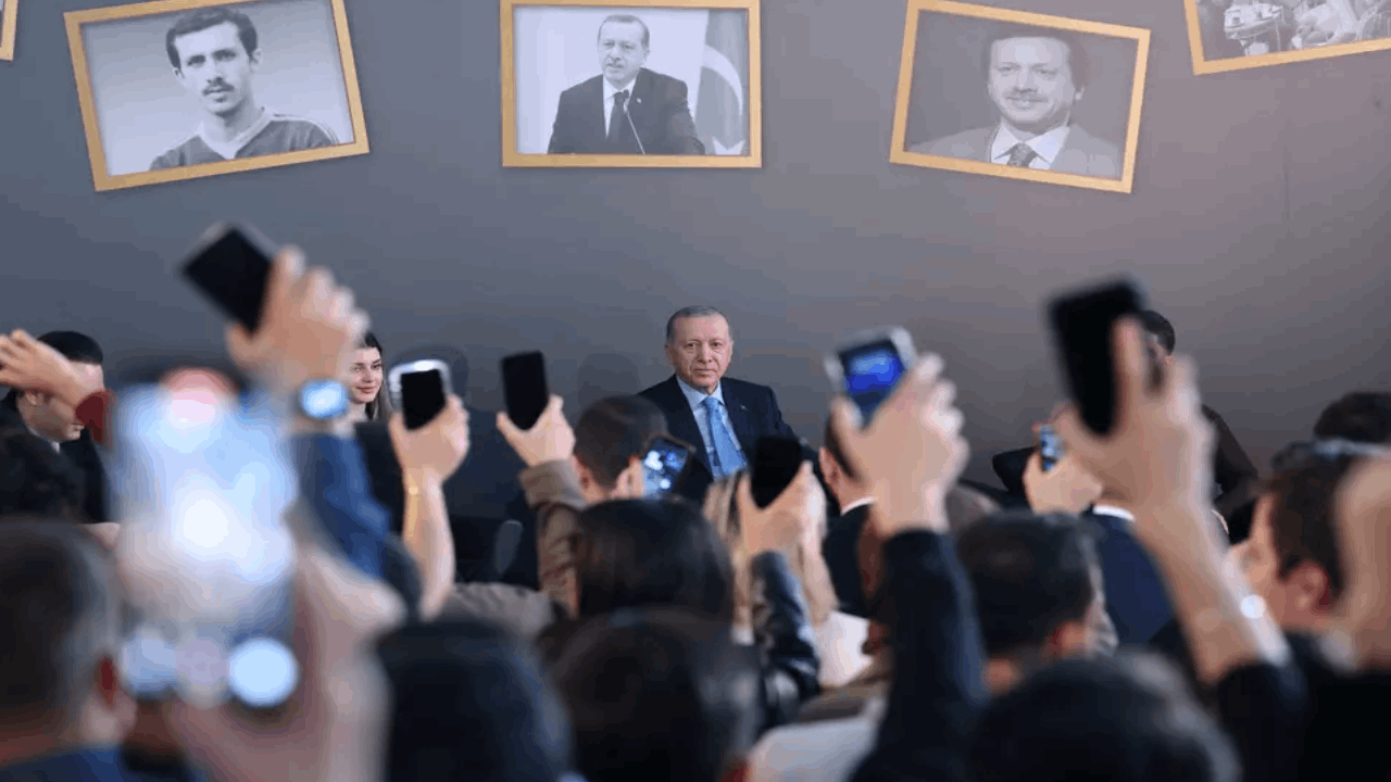 Erdoğan, Ahmet Kaya şarkısı söyledi