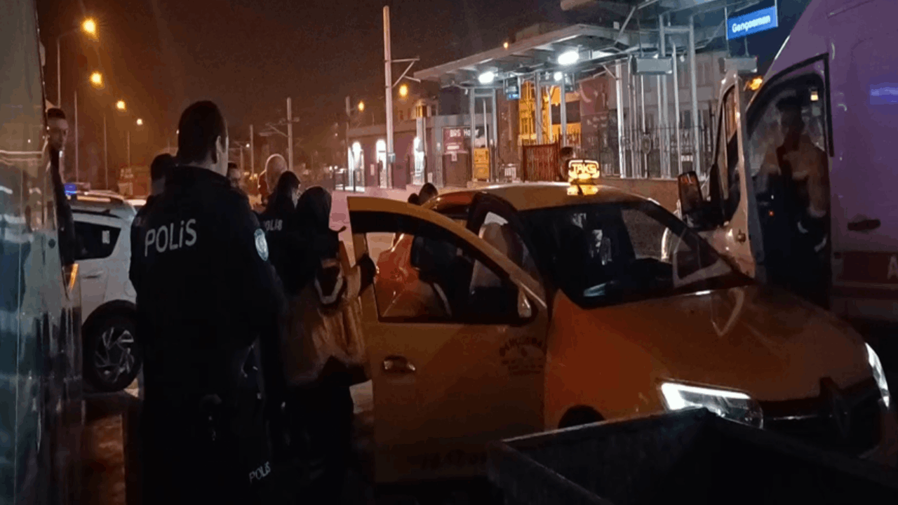 Bursa'da dehşet: Takside başından vurdular