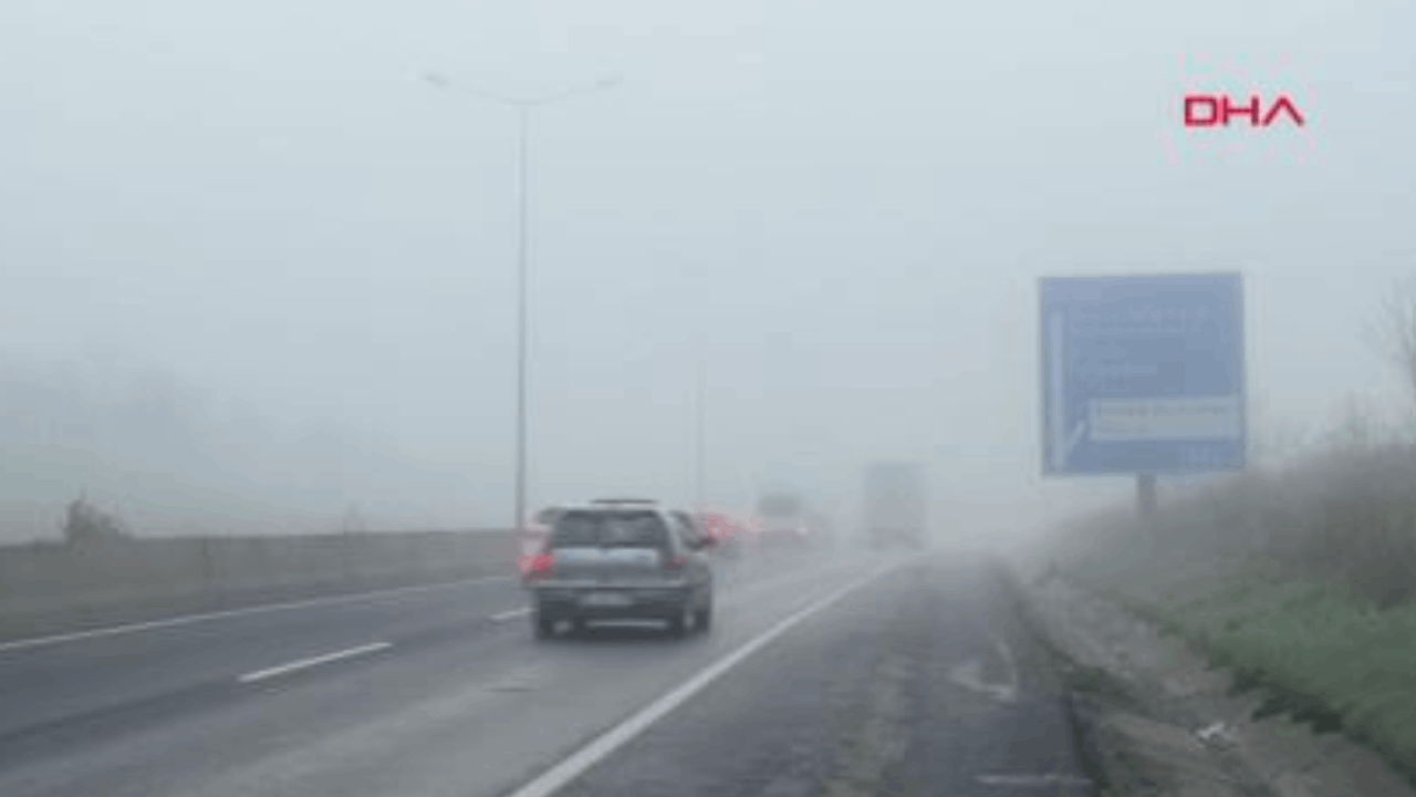 Çorlu'da sis nedeniyle eğitim uçuşları iptal edildi