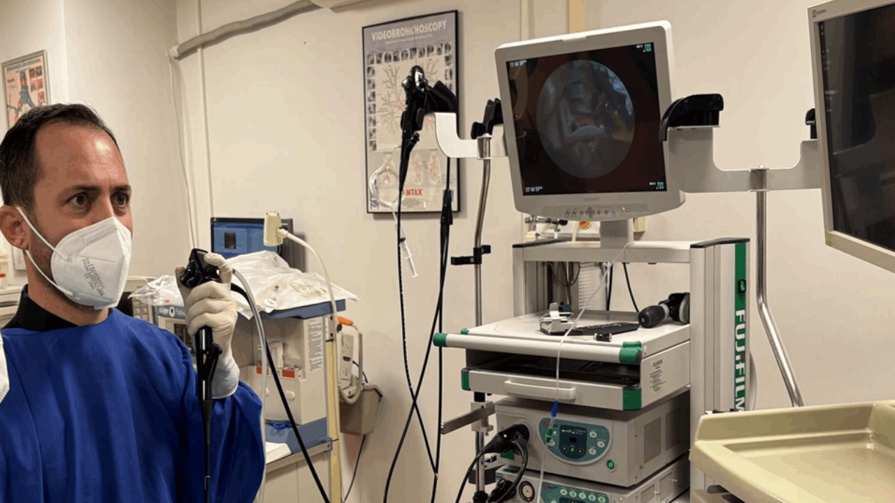 Alüminyum kabıyla yuttuğu hap, 4 yıl sonra akciğerinden çıktı