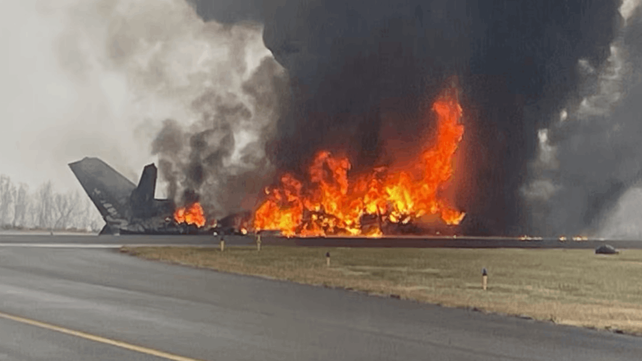 ABD'de özel jet düştü: 7 ölü