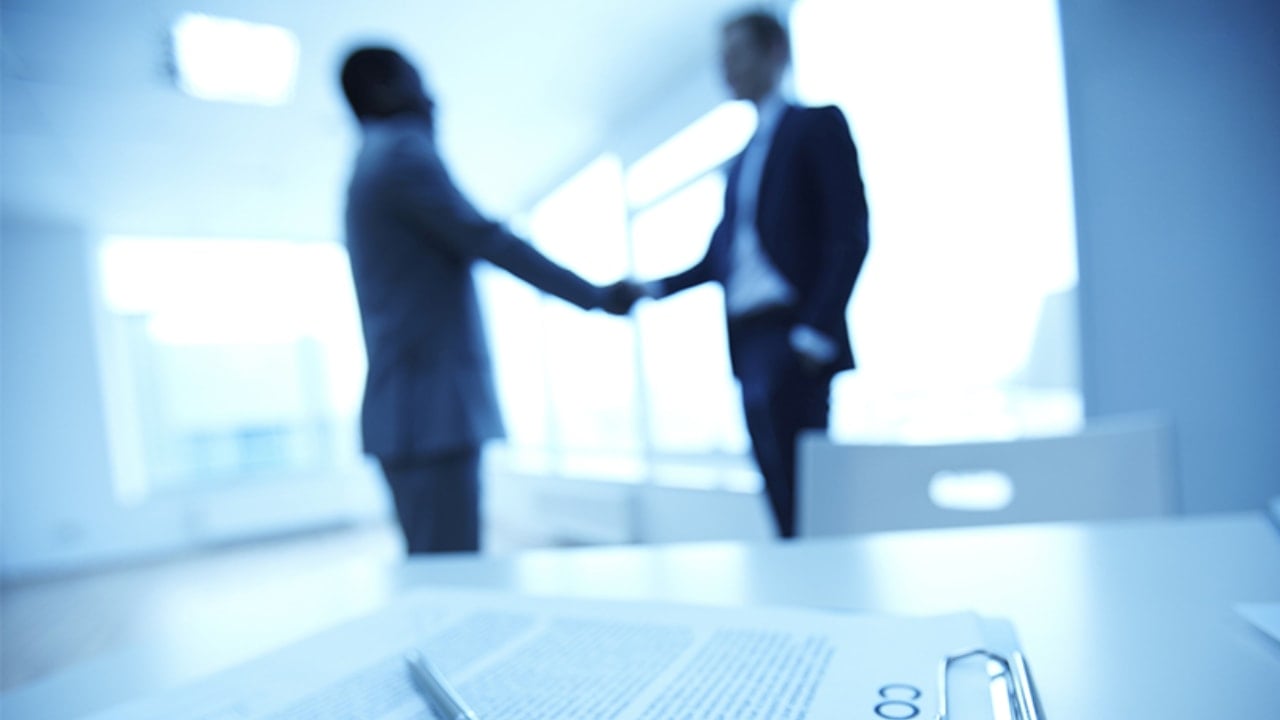 Herkes Warner Bros. ve Netflix'e odaklanmıştı! Japon devi ünlü medya şirketini satın aldı