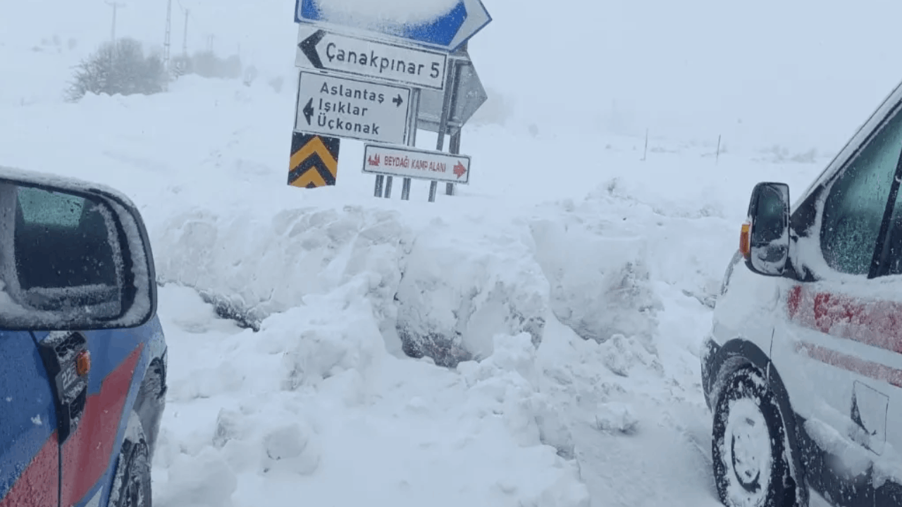 Kayseri'de mahsur kalan 5 kampçı kurtarıldı