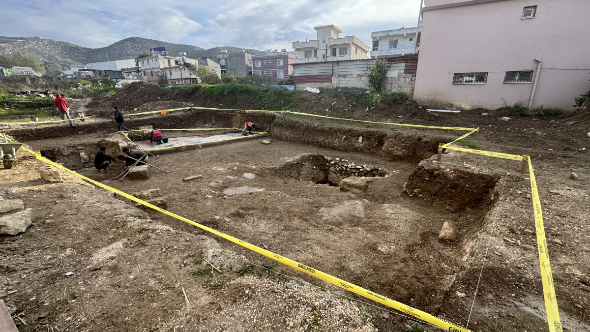 Hatay'da bulundu, ekipler apar topar harekete geçti: Etrafı tamamen çevrildi