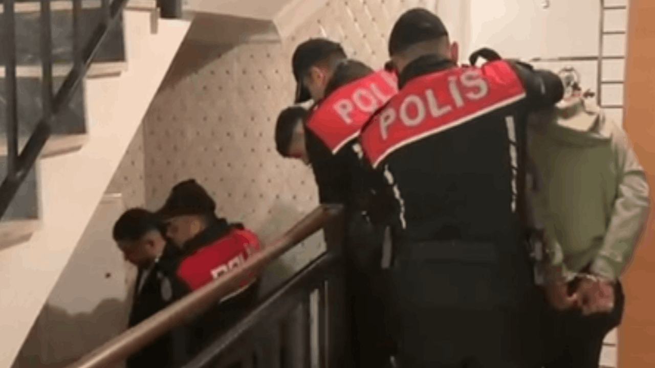 Başkentte ortalık karıştı iki grup çatıştı