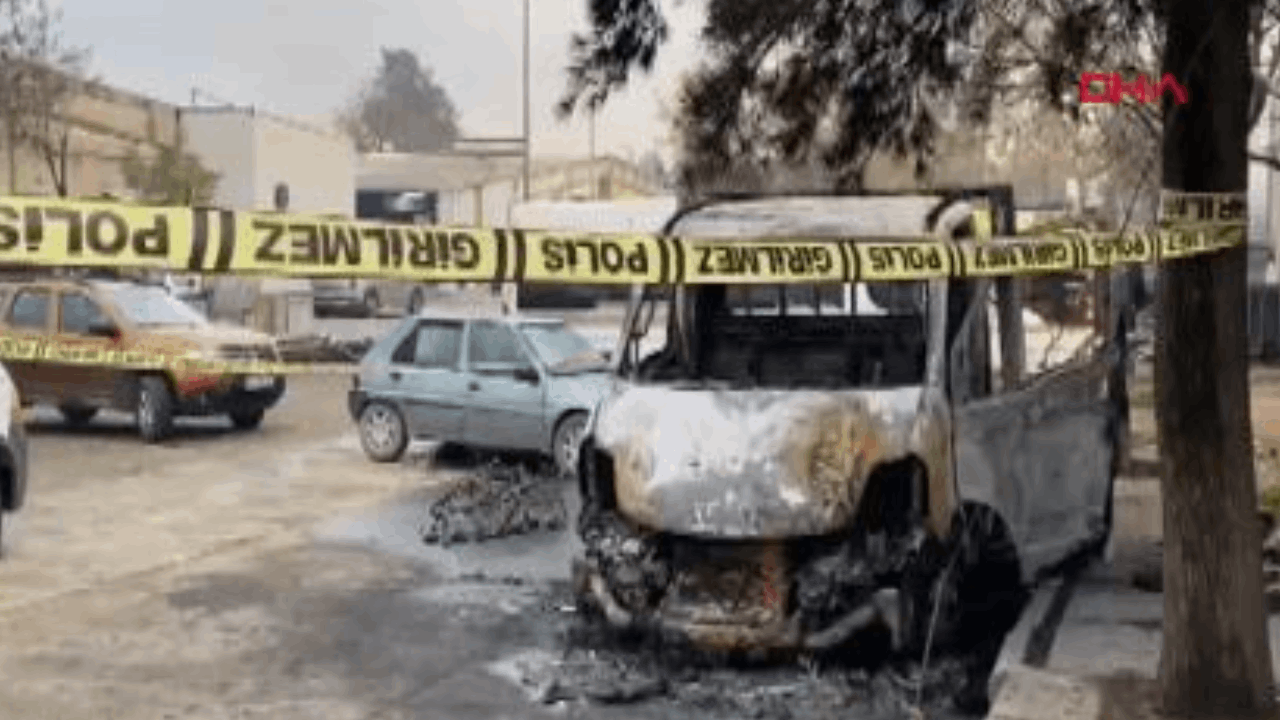 Hurda araçta çıkan yangında öldü