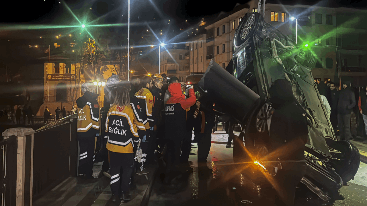 Amasya'da nehre düşen otomobildeki 1 kişi öldü, 1 kişi yaralandı