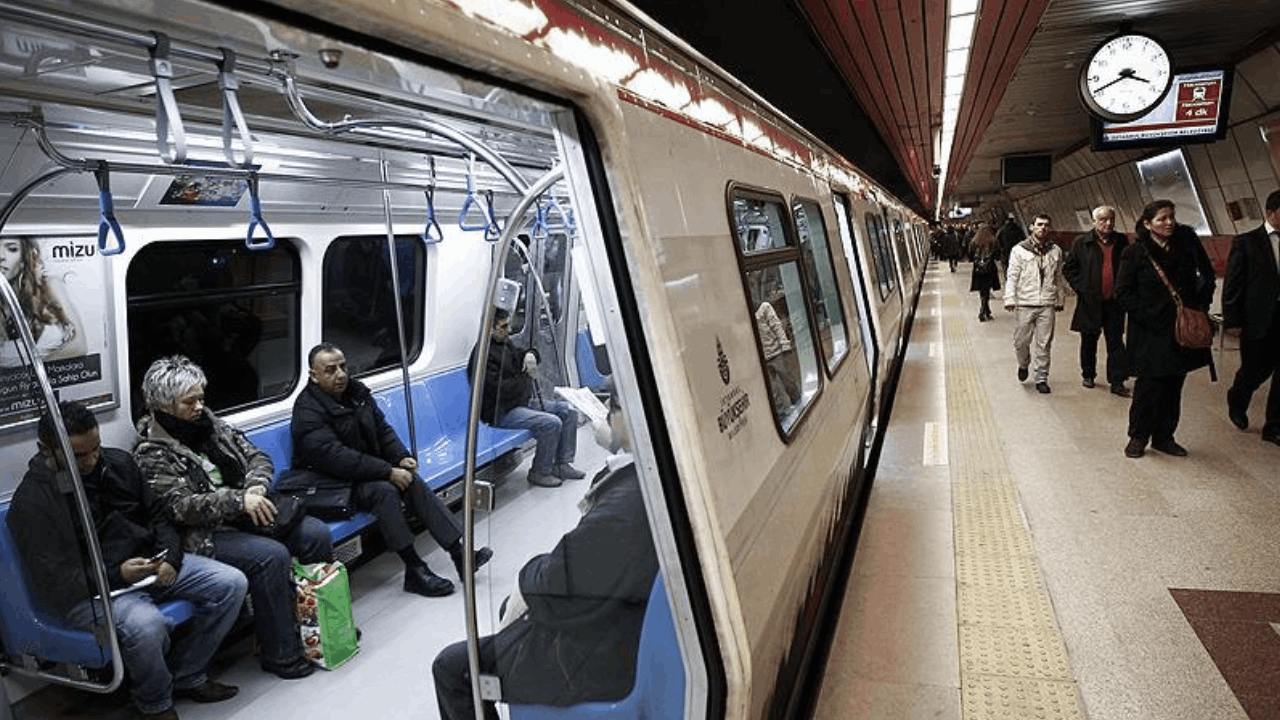 İstanbul metrolarında unutulan en ilginç eşyalar belli oldu