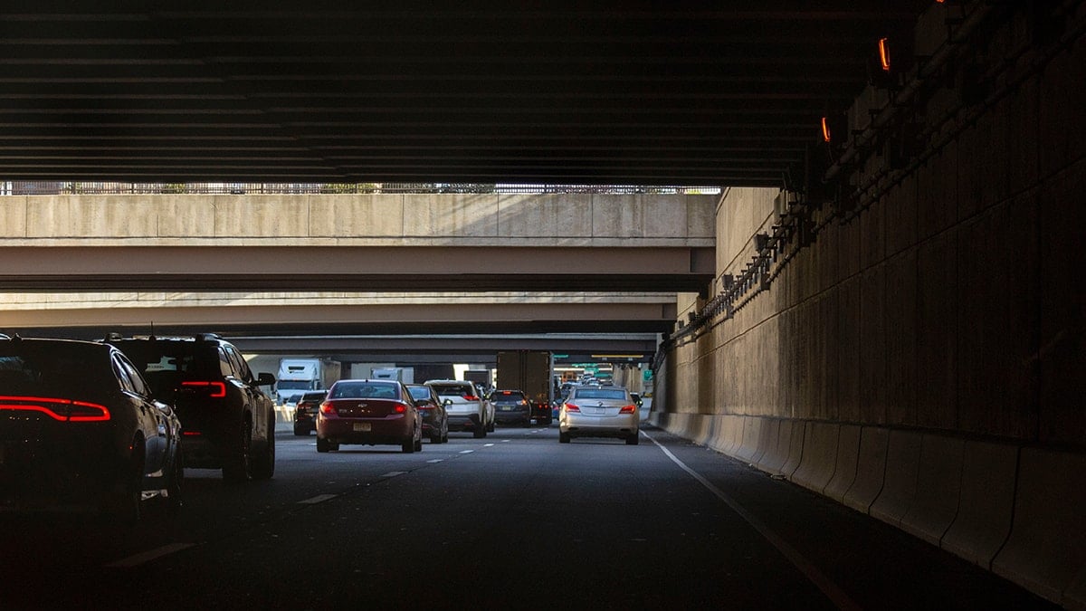 Bu ülkede hafta sonu yola çıkmayın çağrısı yapıldı