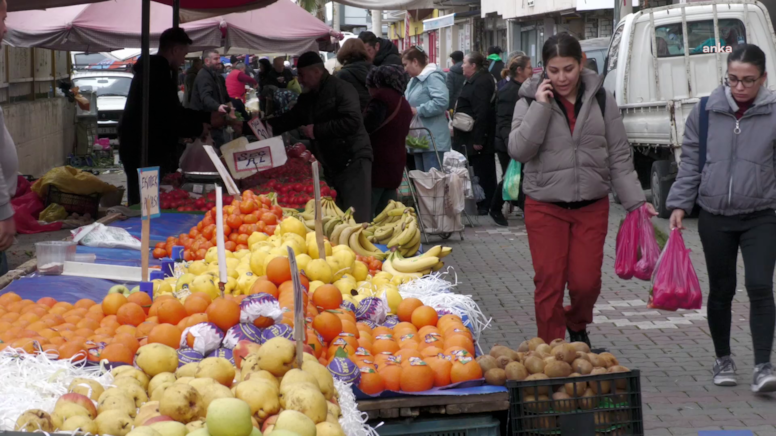 Eski Ramazanlar nerede! Esnafın satışı grama düştü