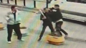 Kafasına beyzbol sopasıyla vurulan adam kalp krizi geçirip öldü!