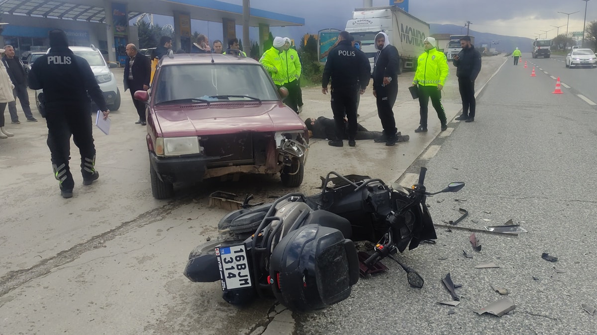 Bursa'da motosiklet ile otomobil çarpıştı: 1 yaralı
