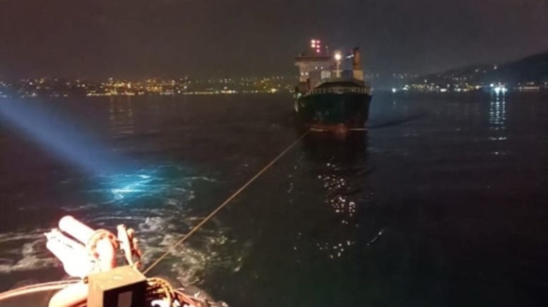 İstanbul Boğazı'nda gemi arızası