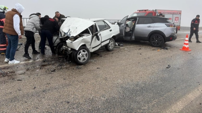 Çankırı'da otomobiller çarpıştı; 1 ölü