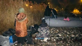 Balıkesir'de 23 kaçak göçmen ile 5 organizatör yakalandı