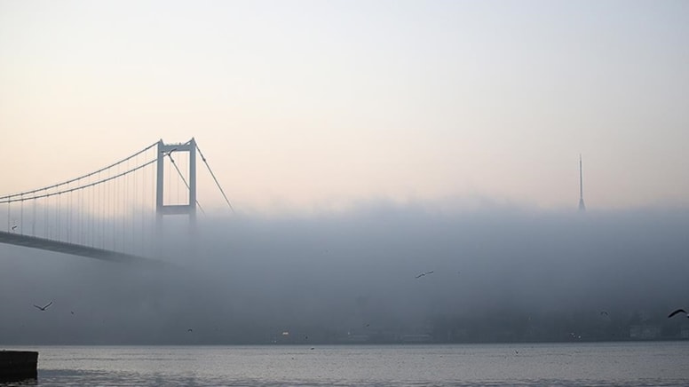 İstanbul Boğazı'nda gemi trafiği durduruldu