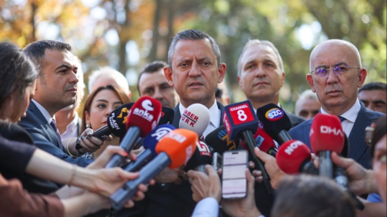 Özgür Özel'den Erdoğan'a zor soru: Buna nasıl susuyor?