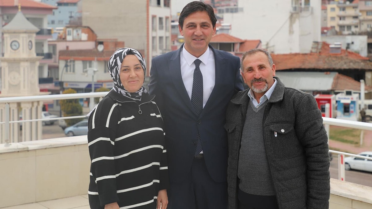 YRP'de yaprak dökümü: Bir belediye başkanı daha istifa etti