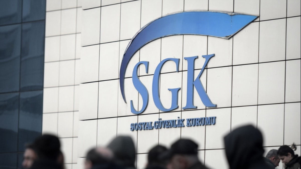 2.9 milyonluk toplantı yapan SGK kendi kasasını silkeledi