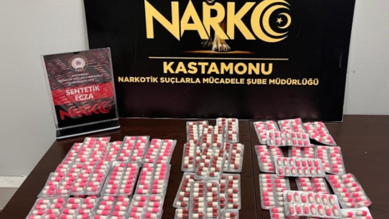 Kastamonu'da zehir tacirlerine suçüstü