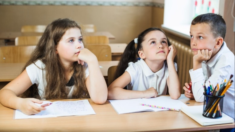 Derin ekonomik kriz okulları boşaltıyor