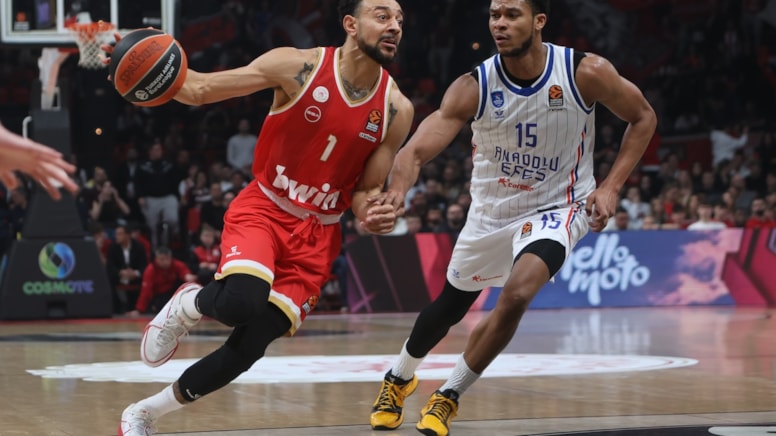Anadolu Efes lidere yenildi