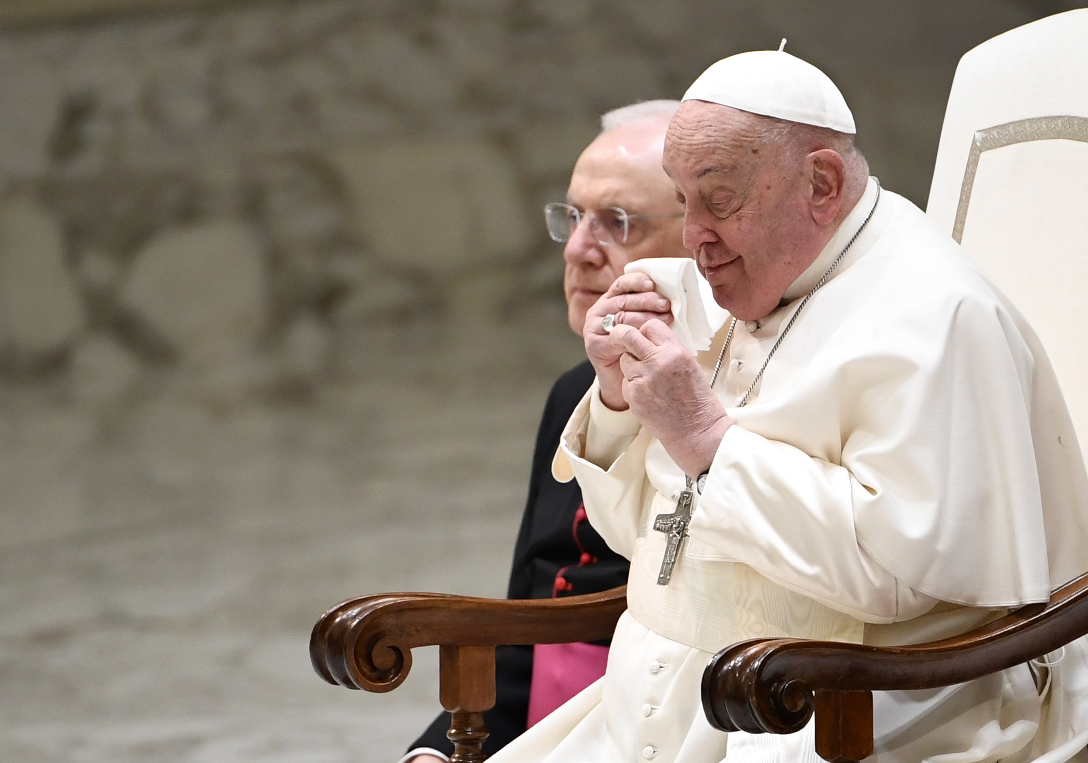 Papa'nın durumu kritik!