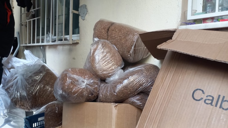 Adana'da 1 ton kaçak tütün ele geçirildi, 2 gözaltı