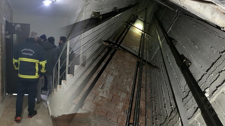 Şanlıurfa'da korku dolu anlar! Asansör 5'inci kattan düştü, 5 kişi yaralandı