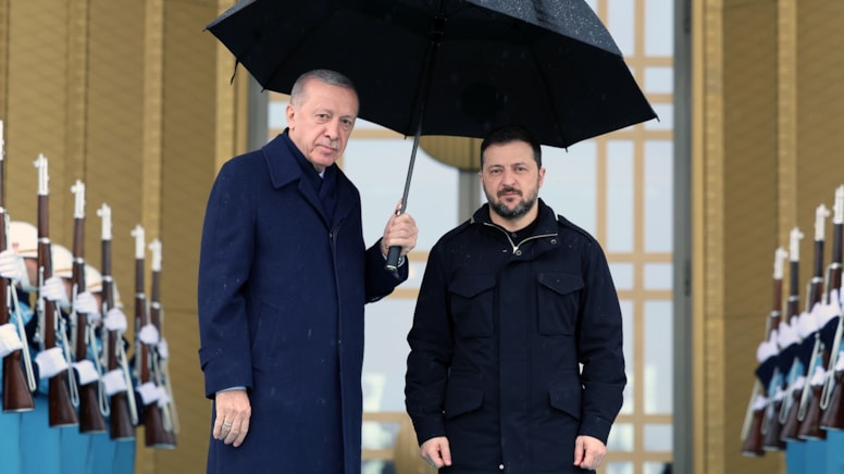 Masaya oturamayınca soluğu Türkiye'de aldı: Erdoğan'la görüşme başladı