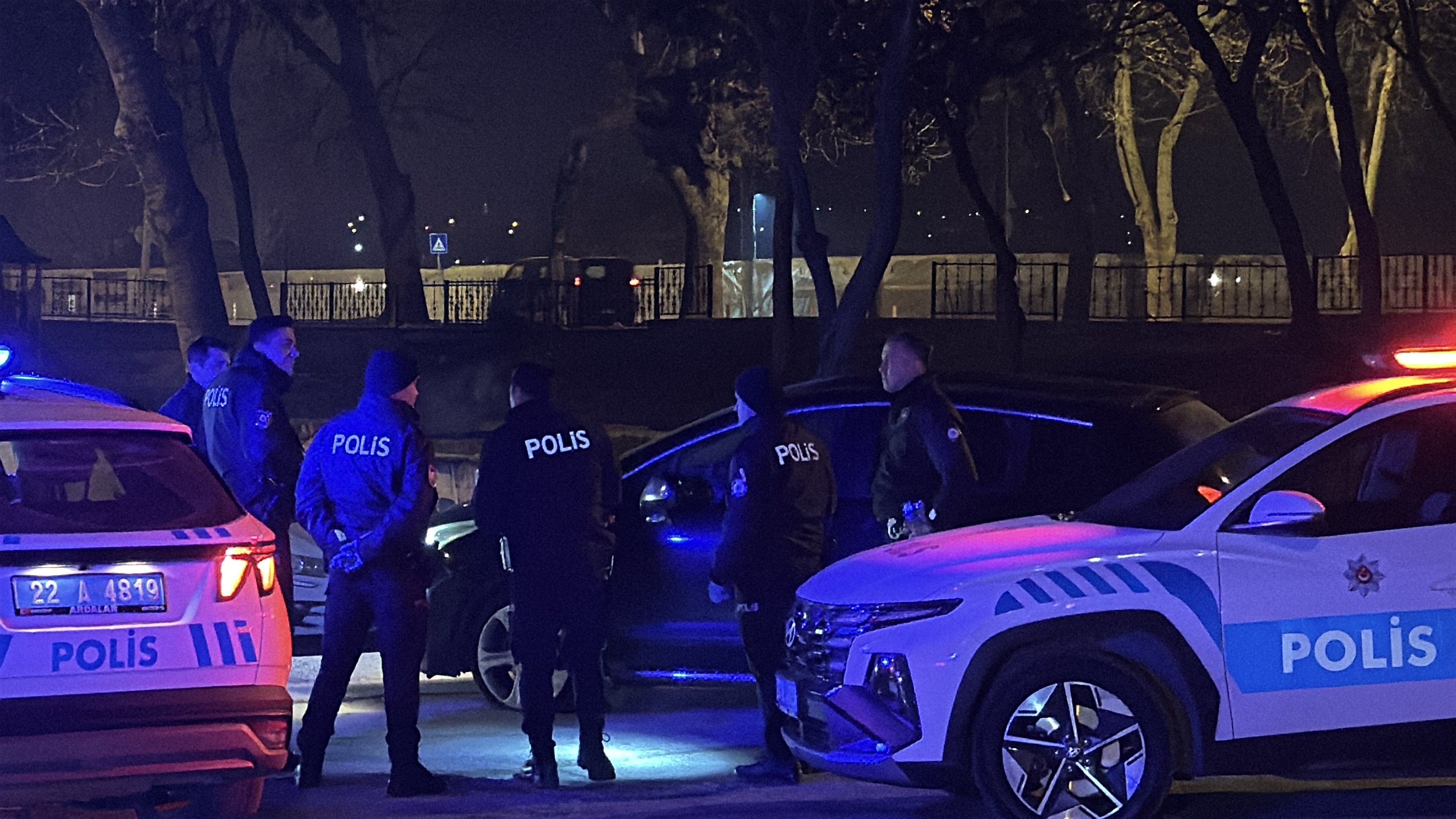 Edirne'de polisten kaçan şüphelilerin yakalanması için çalışma başlatıldı