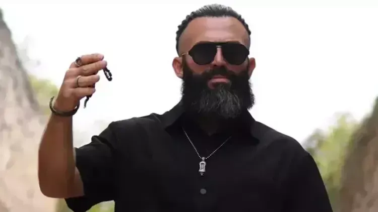 Turabi’nin skandal şarkısı tek tek her yerden siliniyor