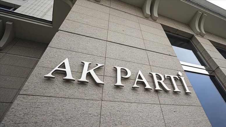 AKP'de MKYK toplantısı sona erdi