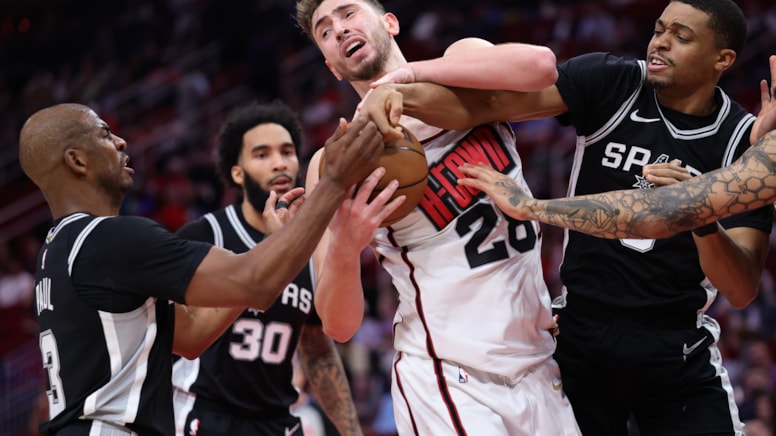 Alperen'in performansıyla Rockets kazandı