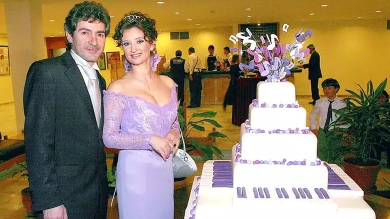 Anjelika Akbar ve Batu Tarman'ın 3.5 yıl önce boşandığı ortaya çıktı