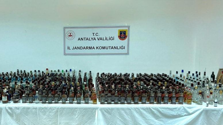 Antalya'da binlerce litre sahte içki ele geçirildi