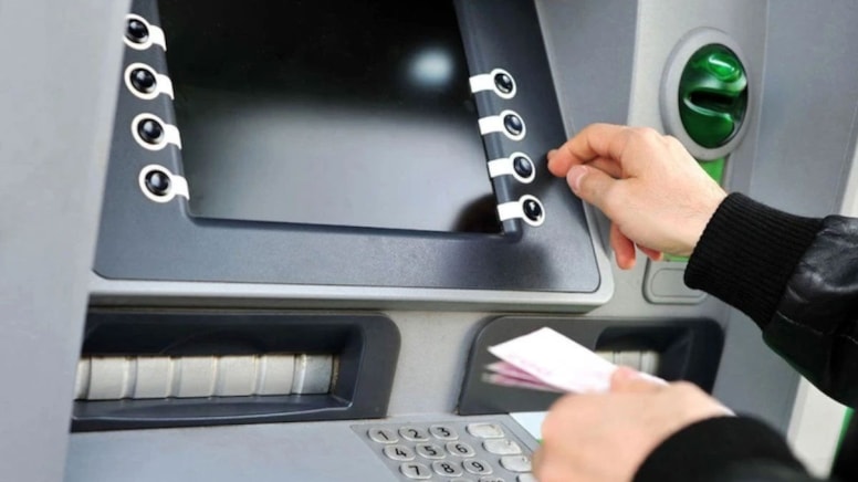 Tarih böylesini görmedi: Hesabına 81 trilyon dolar yattı