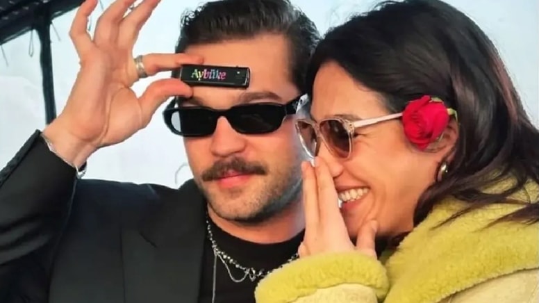 Furkan Andıç'tan sevgilisi Aybüke Pusat'a sürpriz doğum günü kutlaması