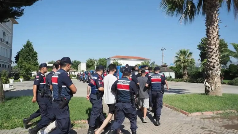 Aydın'da sigara kaçaklığı operasyonunda 7 kişi yakalandı